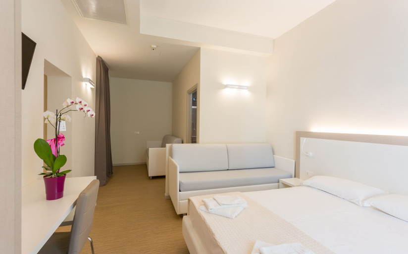 Bedroom 3, Hotel Amicizia Rimini, Rimini