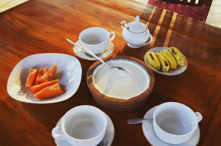 Food & Drinks 5, Redhill Yala, Thissamaharama
