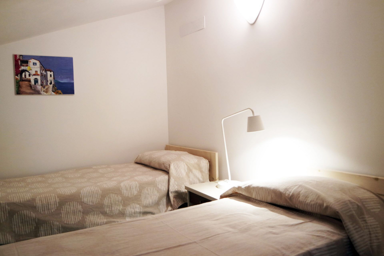 Bedroom 3, Residenza dei Filosofi, Salerno