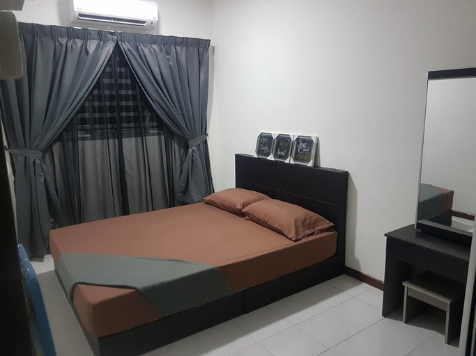 Bedroom 5, Araaz Homestay, Seremban