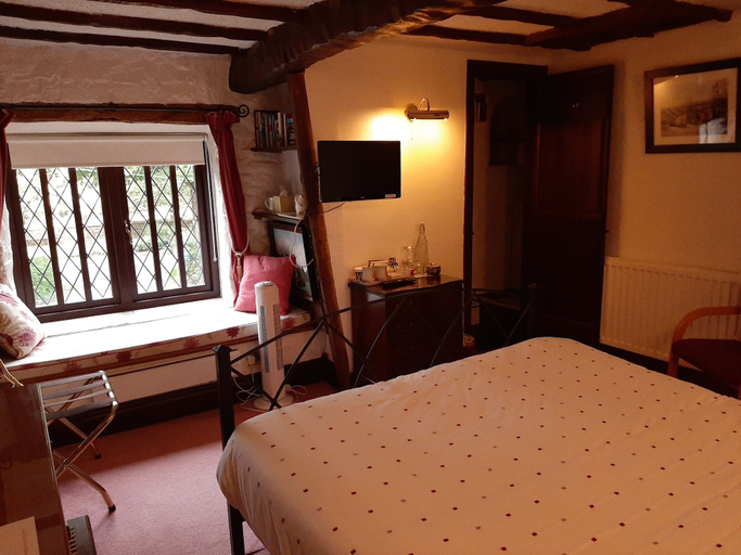 Bedroom 4, Church Villa B&B, Derbyshire