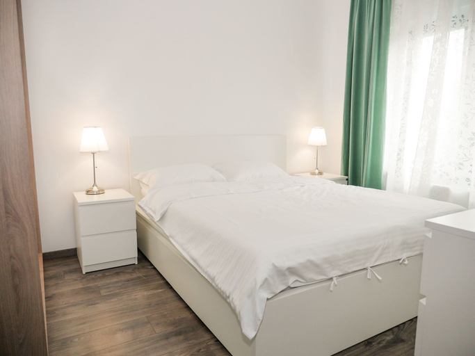 Bedroom 2, Clement Apartments, Piatra-neamt