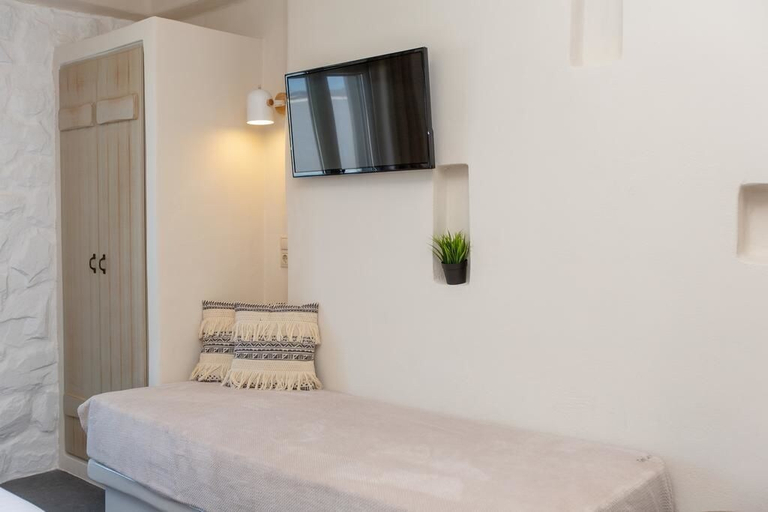 Bedroom 3, Ampelos Residence, South Aegean
