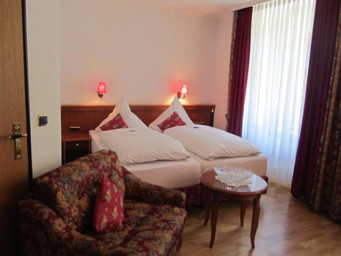 Bedroom 4, Mosellandhotel im Enderttal Zum Onkel Willi, Cochem-Zell