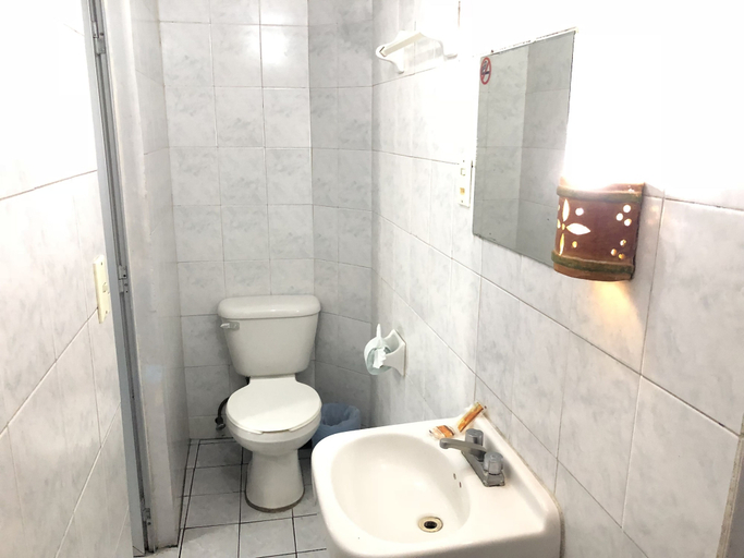 Bathroom 3, Hotel San Juan, Guadalajara