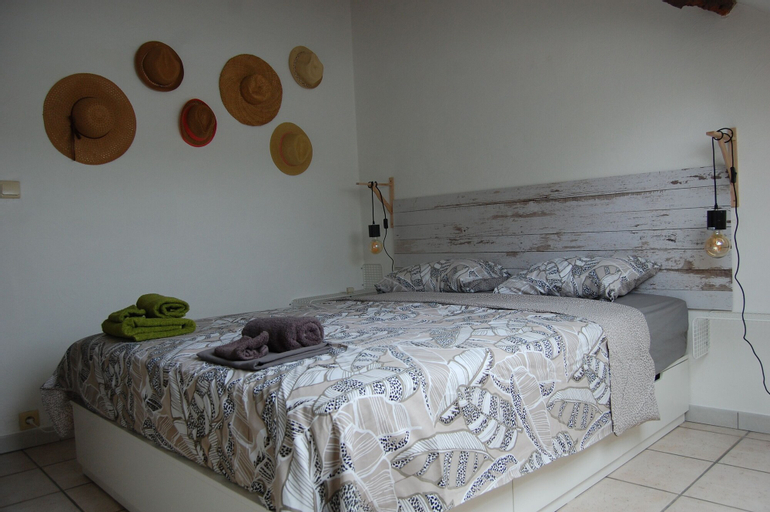 Bedroom 2, Appartement Fleurs des champs, Namur