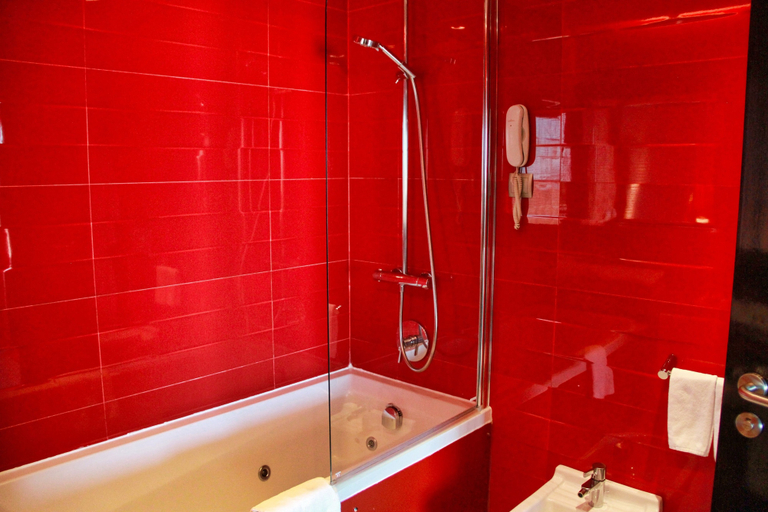 Bathroom 4, Lutecia Smart Design Hotel, Lisbon