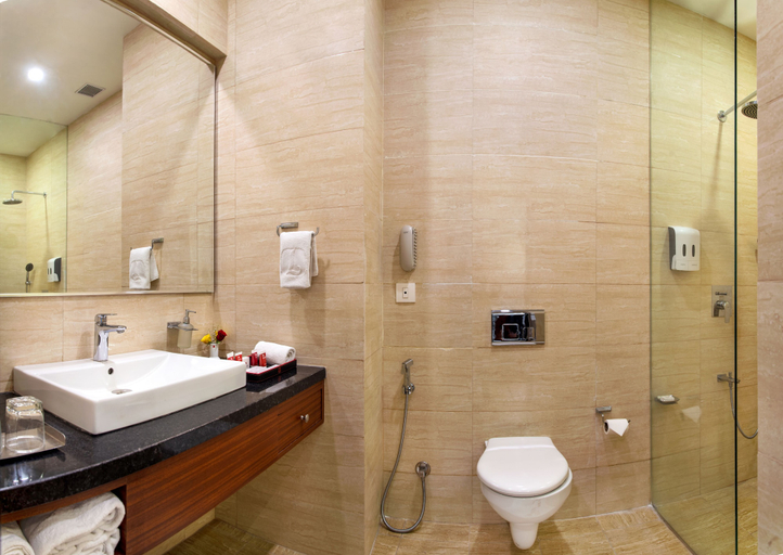 Bathroom 3, Lords Eco Inn Rajkot Shapar, Rajkot