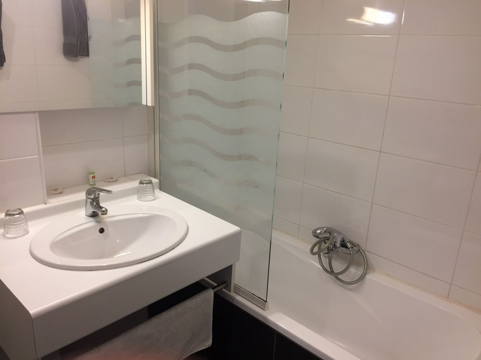 Bathroom 4, Hôtel Du Sud Vieux Port, Bouches-du-Rhône