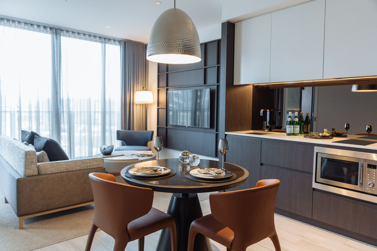 Dining Room 28