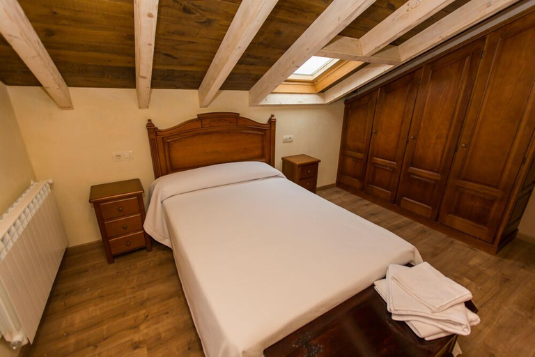 Bedroom 2, Casa Mateo, Asturias