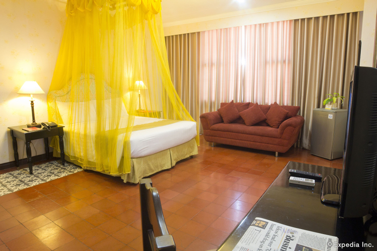 Bedroom 8