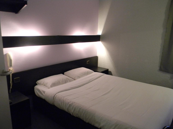 Bedroom 3, Class Hôtel Poitiers, Vienne