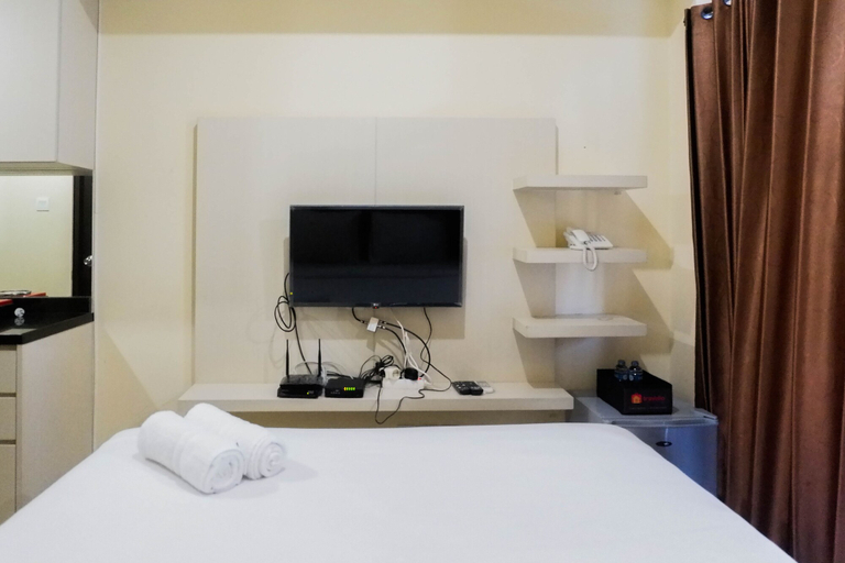 Bedroom 2, Elegant Studio Apartment at Tamansari Papilio, Surabaya