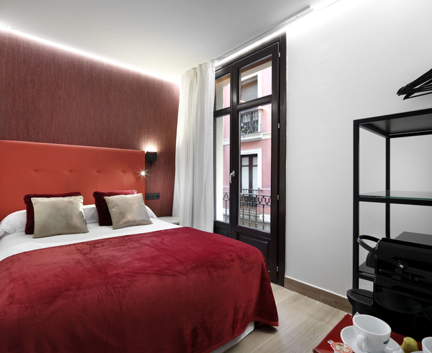 Bedroom 3, Pensión Ama Bilbao, Vizcaya