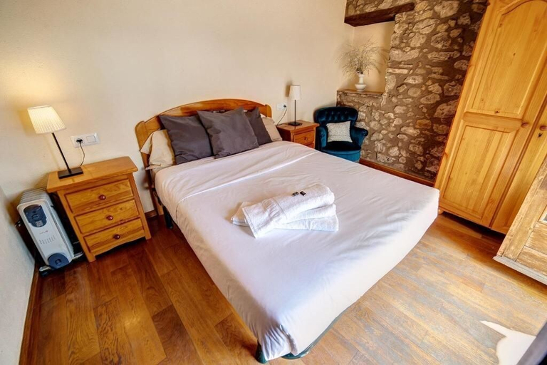 Bedroom 2, Mas Vedruna, Girona