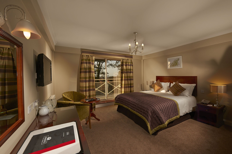 Bedroom 3, Les Rocquettes Hotel