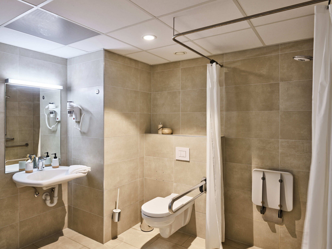 Bathroom 3, Holiday Suites Nieuwpoort, West-Vlaanderen