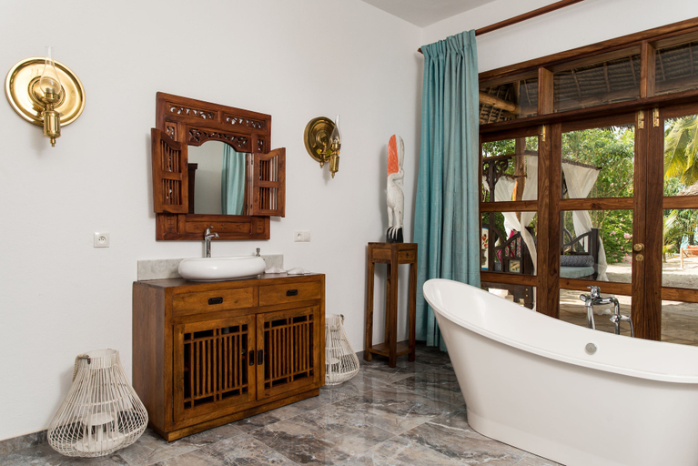 Bathroom 5, Tikitam Palms Boutique Hotel, Kaskazini 'B'