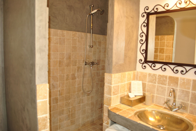 Bathroom 4, Le Ryad Boutique Hotel, Bouches-du-Rhône
