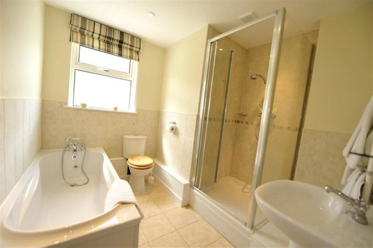 Bathroom, Green Door - Venus, Cornwall