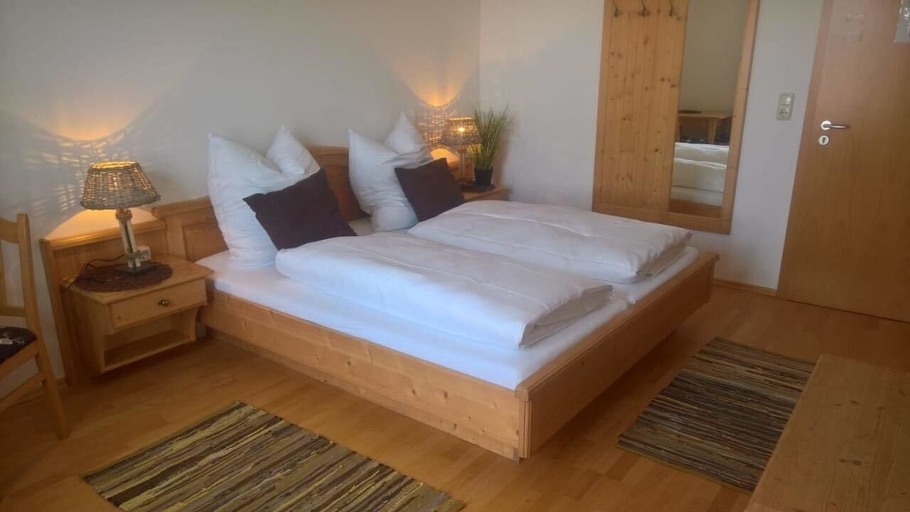 Bedroom 5, Mettner Hof, Deggendorf