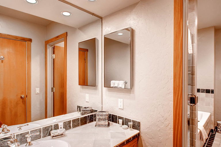 Bathroom 4, Centennial 3 Bedroom Condo Unit no. 22, Eagle