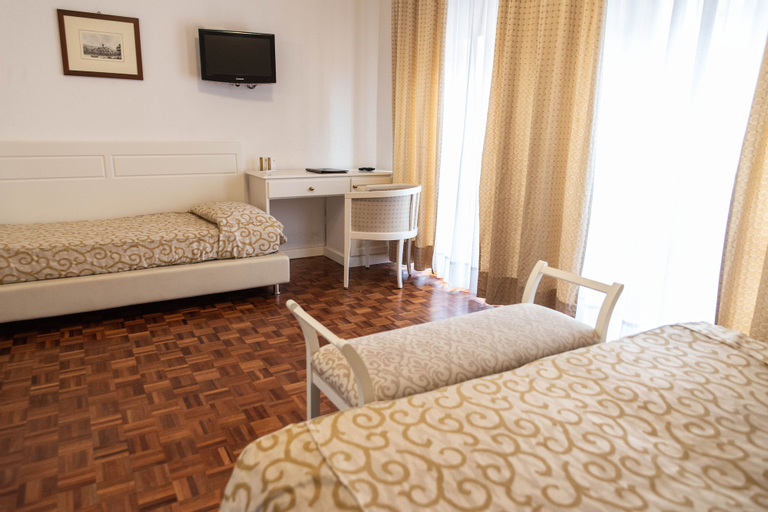Bedroom 3, Grand Hotel Duomo, Pisa