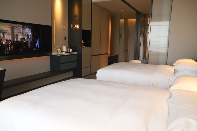 Bedroom 3, Wuhan Marriott Hotel Optics Valley, Wuhan