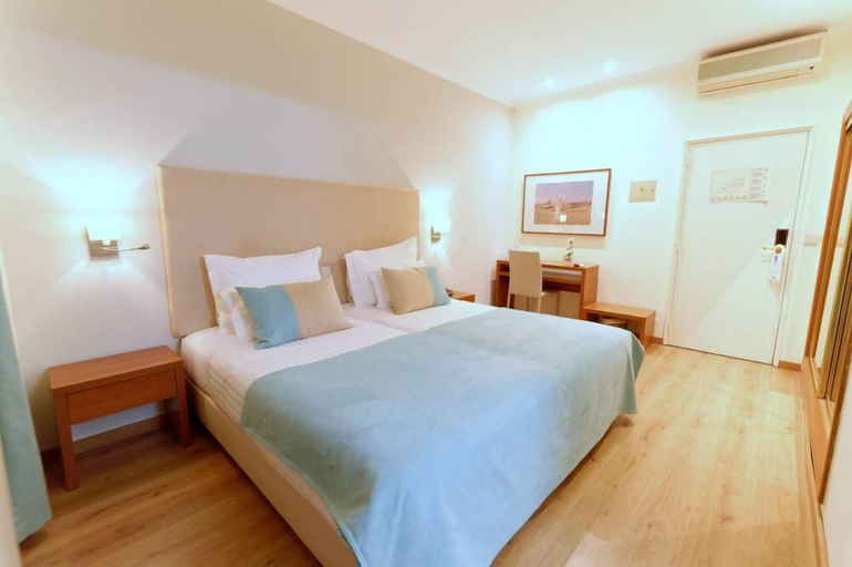 Bedroom 3, Baía Beach Hotel, Vila Real de Santo António