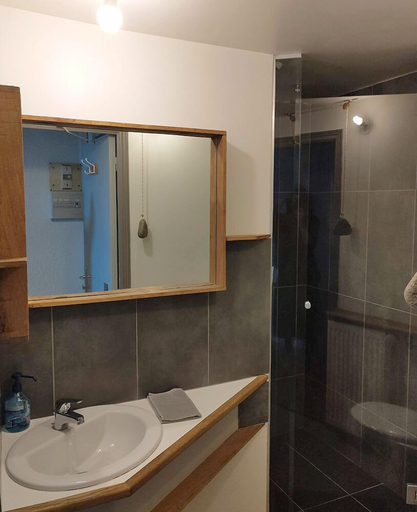 Bathroom 5, Domaine de Keravel, Côtes-d'Armor