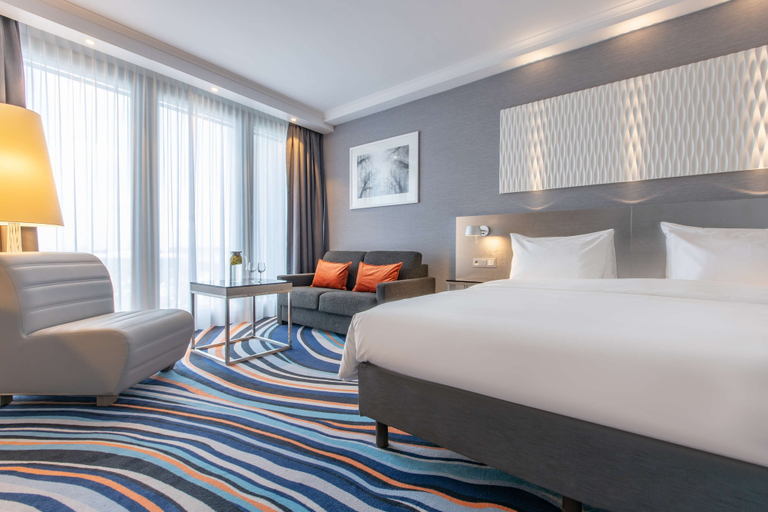 Bedroom 2, Radisson Blu Hotel, Hannover, Region Hannover