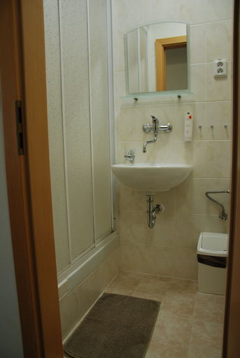 Bathroom 3, Hotel Churáňov, Prachatice