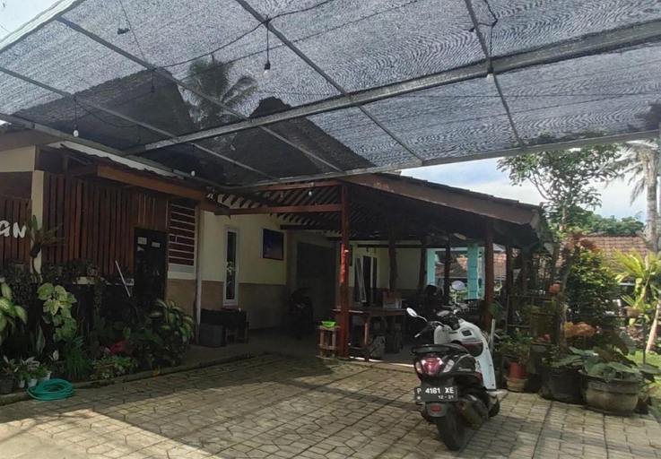 Exterior & Views, Jujugan Homestay, Banyuwangi