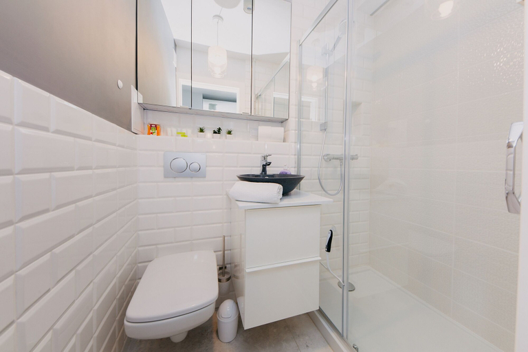 Bathroom 2, ShortStayPoland Mokotowska - B60, Warsaw