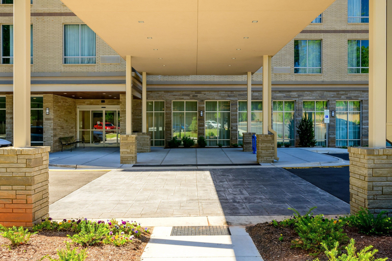 Exterior & Views 3, Courtyard by Marriott Raleigh Cary Crossroads, Wake