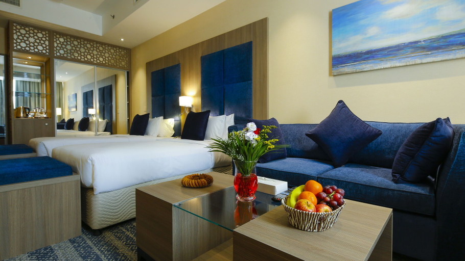 Bedroom 5, The Castle Premium Hotel, Doha