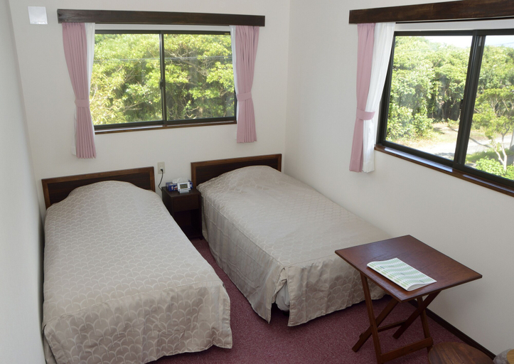 Bedroom 3, Lodge Ocean, Unknown7