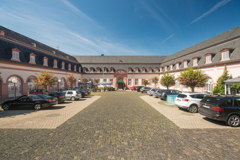 Exterior & Views 2, Schlosshotel Weilburg, Limburg-Weilburg