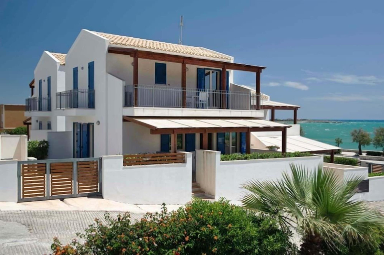 Exterior & Views 2, Dolce Mare 3, Ragusa