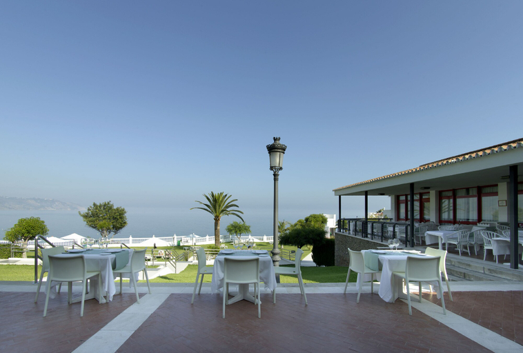 Food & Drinks 5, Parador De Nerja, Málaga