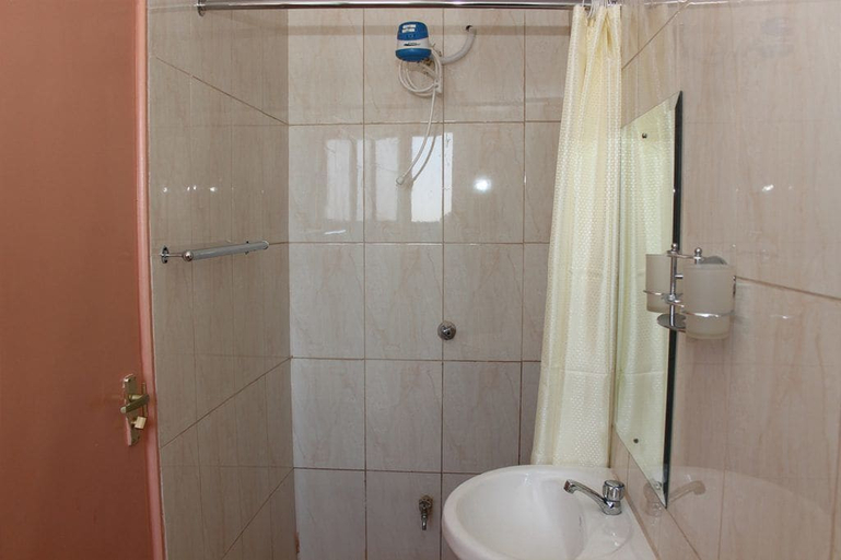 Bathroom 3, Gees Inn, Nakuru Town East