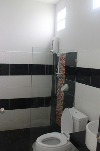 Bathroom 3, Nemo 2 Resort, Mueang Krabi
