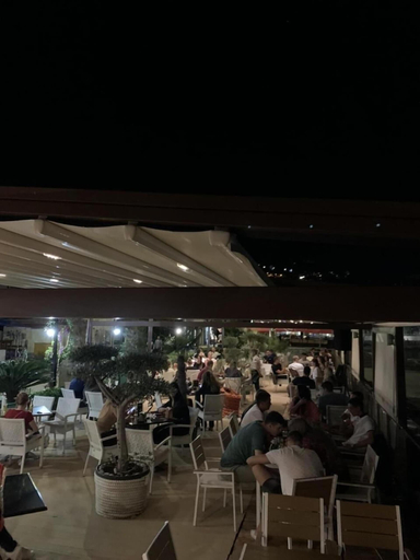 Food & Drinks, Apartmani Belani