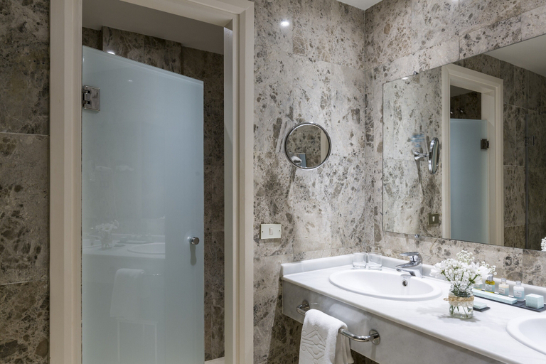 Bathroom 5, Parador De Gijon, Asturias