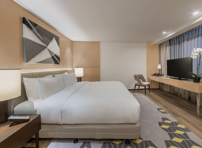 Bedroom 5, Seda Vertis North Quezon City, Quezon City