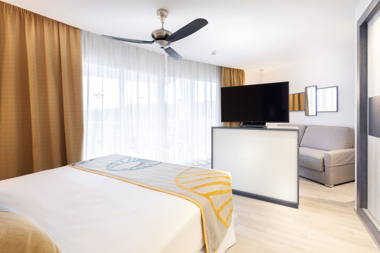 Bedroom 3, Hotel Riu Vistamar - All Inclusive, Las Palmas