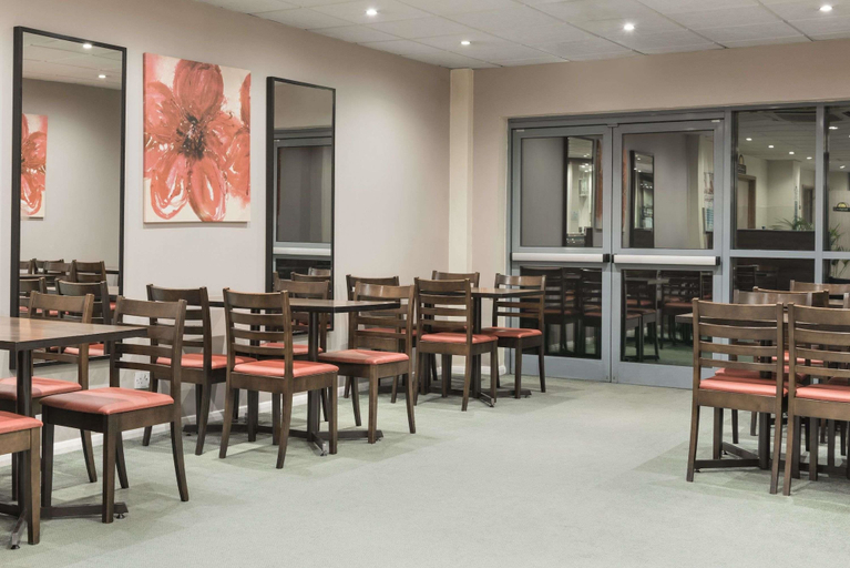 Food & Drinks 5, Days Inn by Wyndham Donington A50, Derbyshire