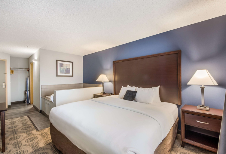 Bedroom 3, Red Lion Inn & Suites Sequim, Clallam