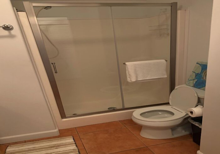 Bathroom 3, Caribbean Shores Vacation Rentals, Martin